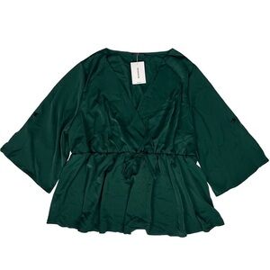 BloomChic Faux Wrap 3/4 Sleeve Peplum Elastic Waist Top Green Size 22/24 NWT